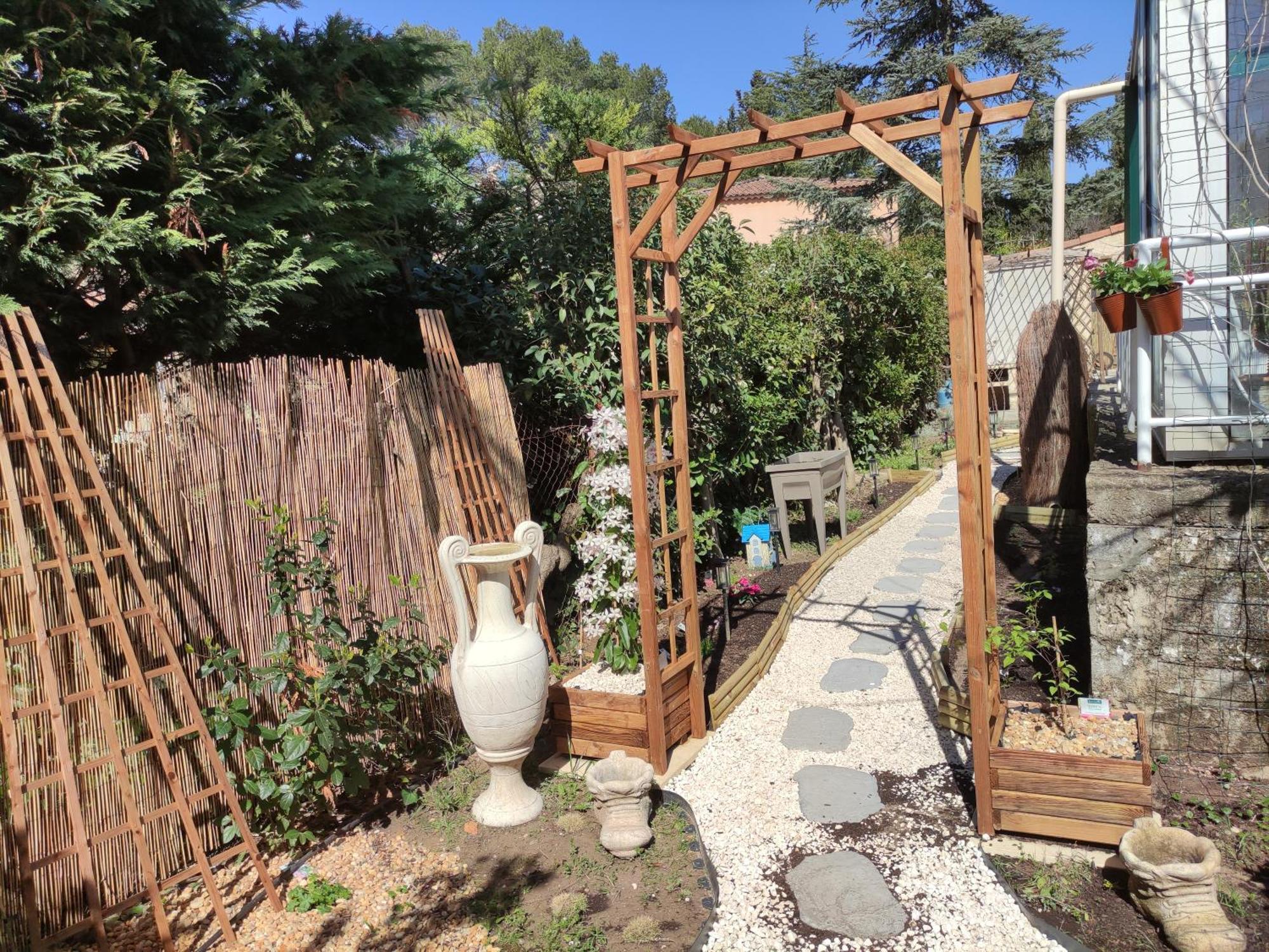 Le Jardin Des Rocailles - Villa 4 Chambres Climatisee Avec Piscine A Deux Pas D'Avignon Villeneuve-lès-Avignon 외부 사진